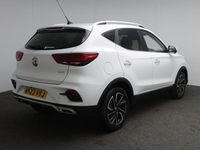 Używany MG ZS Exclusive 111 KM (81 kW) 2023 Biały SUV