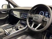Used Audi SQ7 Comfort 507 HP (372 kW) 2022 Black SUV