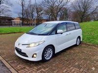 Begagnad Toyota Estima 2025 Vit Minibuss