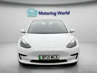Used Tesla Model 3 Standard Range Plus 222 kW (302 HP) 2021 White Sedan