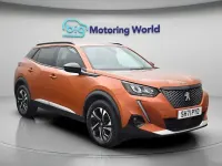 Used Peugeot 2008 Allure Premium 101 HP (74 kW) 2022 Orange SUV
