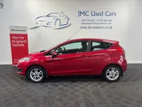 Used Ford Fiesta Zetec 82 HP (60 kW) 2015 Red Hatchback
