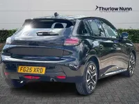 Second-hand Peugeot 208 Allure 100 CP (73 kW) 2025 Negru Hatchback