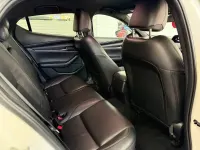 Używany Mazda 3 Inclusive 180 KM (132 kW) 2020 Biały Hatchback