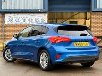 Used Ford Focus Titanium 120 HP (88 kW) 2020 Blue Hatchback