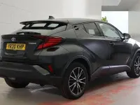 Used Toyota C-HR 122 HP (89 kW) 2020 Black SUV