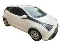 Used Toyota Aygo X-play 71 HP (52 kW) 2019 White Hatchback