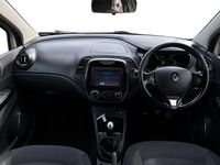Used Renault Captur Dynamique 90 HP (66 kW) 2014 Cream/black SUV