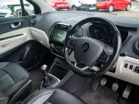 Used Renault Captur GT-Line 2018 Black/cream SUV