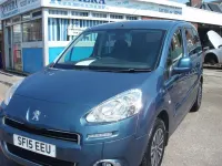 Used Peugeot Partner Tepee S 92 HP (67 kW) 2015 Blue MPV