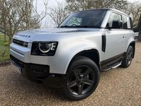 Used Land Rover Defender SE Dynamic 250 HP (183 kW) 2022 Silver SUV