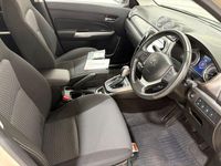 Used Suzuki Vitara SZ-T 129 HP (94 kW) 2022 Cream SUV