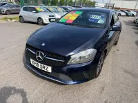 Usado Mercedes A180 SE 2018 Azul Citadino
