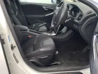 Used Volvo V40 SE 2013 White Hatchback