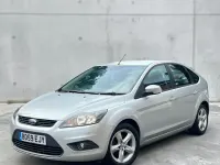 Used Ford Focus Zetec 2009 Silver Hatchback