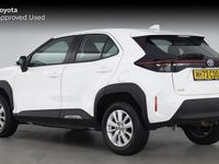 Used Toyota Yaris Hybrid 116 HP (85 kW) 2024 White