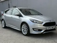 Used Ford Focus ST-Line 125 HP (91 kW) 2017 Silver Hatchback