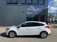 Used Ford Focus Zetec 125 HP (91 kW) 2018 White Hatchback