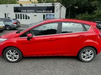 Usado Ford Fiesta Zetec 101 HP (74 kW) 2017 Citadino