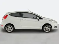 Used Ford Fiesta Zetec 82 HP (60 kW) 2017 White Hatchback