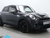 Usado Mini Cooper S Exclusive 192 HP (141 kW) 2020 Cinzento Citadino