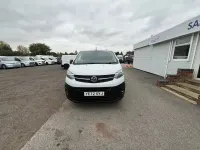 Usado Vauxhall Vivaro S 100 HP (73 kW) 2022 Branco Monovolume