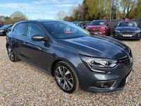 Usado Renault Mégane IV Dynamique 110 HP (80 kW) 2017 Cinzento Citadino