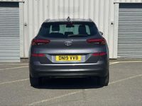 Used Hyundai Tucson SE 132 HP (97 kW) 2019 Grey SUV