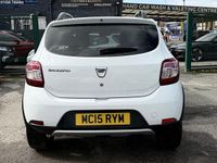 Used Dacia Sandero Ambiance 90 HP (66 kW) 2015 White Hatchback
