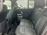 Używany Land Rover Defender SE Dynamic 249 KM (183 kW) 2021 Czarny SUV