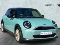 Usado Mini Cooper S Hatch 201 CV (147 kW) 2024 Verde Utilitario