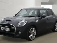 Usado Mini Cooper S Hatch 2018 Cinzento Citadino