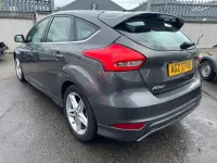 Used Ford Focus Zetec 125 HP (91 kW) 2016 Grey Hatchback