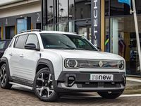 Usado Renault R4 Komfort 108 kW (147 HP) 2026 Branco SUV