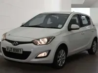 Used Hyundai i20 Active 85 HP (62 kW) 2014 White Hatchback