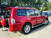 Used Mitsubishi Shogun Edition 197 HP (144 kW) 2011 Red SUV
