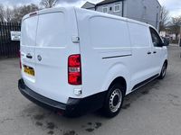 Used Vauxhall Vivaro 100 HP (73 kW) 2022 White MPV