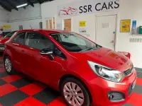 Used Kia Rio 84 HP (61 kW) 2013 Red Hatchback