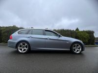 Used BMW 318 Exclusive 2011 Blue Estate