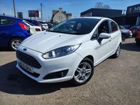 Used Ford Fiesta Zetec 2010 White Hatchback