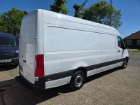 Usado Mercedes Sprinter Progressive 2023 Branco Van