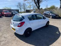 Second-hand Vauxhall Corsa Design Edition 2014 Alb Hatchback