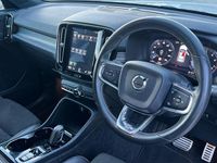 Used Volvo XC40 R-Design Pro 190 HP (139 kW) 2018 Silver  SUV