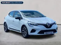 Used Renault Clio V Evolution 145 HP (106 kW) 2023 White Hatchback