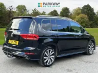 Usado VW Touran R-line 2019 Preto Monovolume