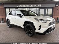 Used Toyota RAV4 218 HP (160 kW) 2019 White SUV