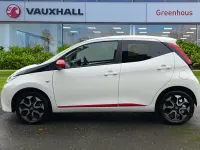Used Toyota Aygo Trend 72 HP (52 kW) 2020 White Hatchback