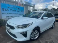 Used Kia Ceed 114 HP (83 kW) 2019 White Hatchback