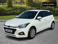 Used Hyundai i20 83 HP (61 kW) 2019 White Hatchback