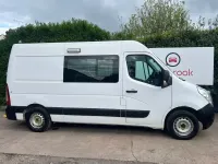Begagnad Vauxhall Movano 130 HK (95 kW) 2019 Vit Minibuss